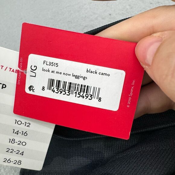 NWT SPANX Look at Me Now Black Camo Leggings Size L - Picture 5 of 14